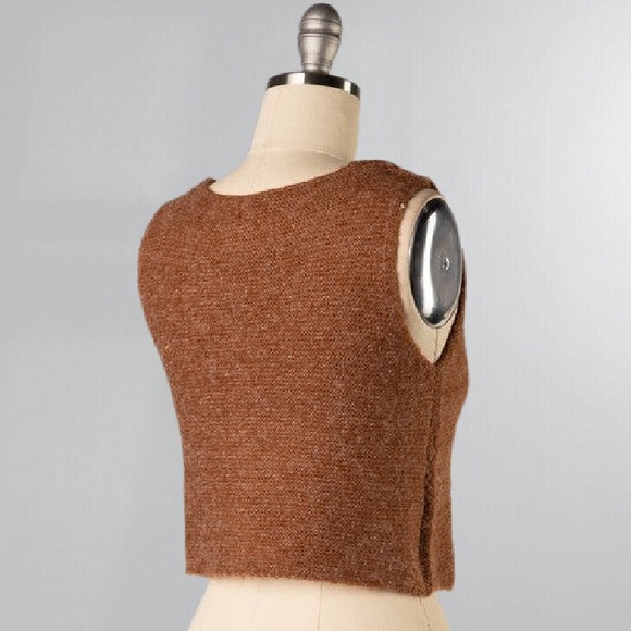 Cable Knit Button Front Sleeveless Vest main image 1